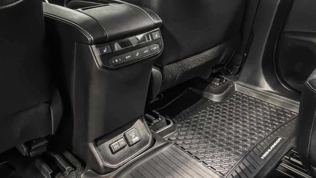 Toyota Highlander Hybrid Limited 2023 d&rsquo;occasion à vendre - 28