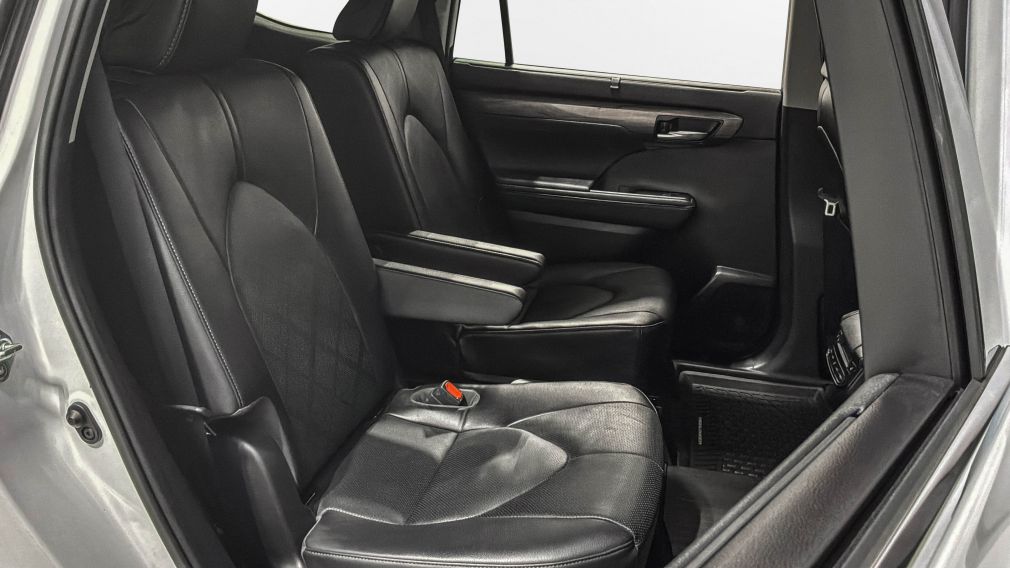 Toyota Highlander Hybrid Limited 2023 d&rsquo;occasion à vendre - 29