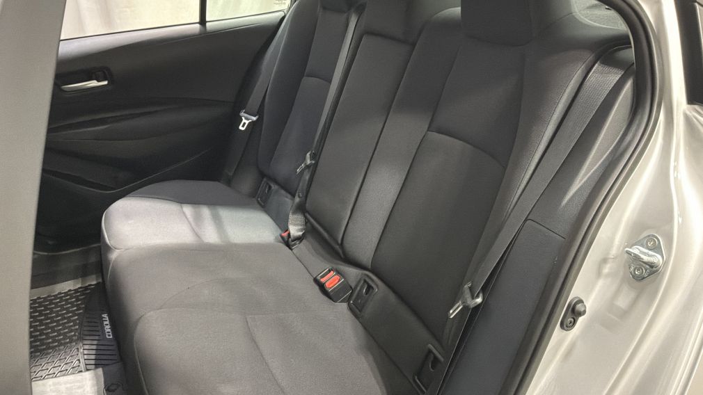 Toyota Corolla LE 2021 d&rsquo;occasion à vendre - 24