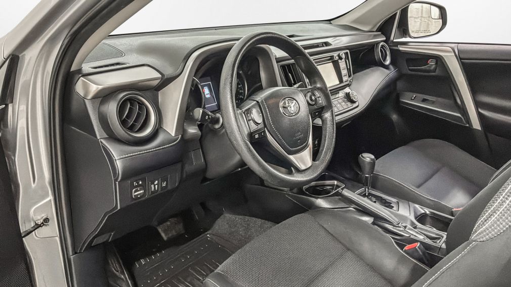 Toyota Rav 4 Hybrid LE+ 2018 d&rsquo;occasion à vendre - 24