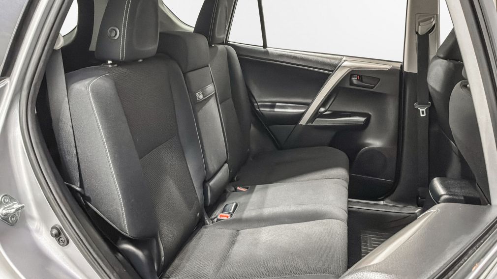 Toyota Rav 4 Hybrid LE+ 2018 d&rsquo;occasion à vendre - 27