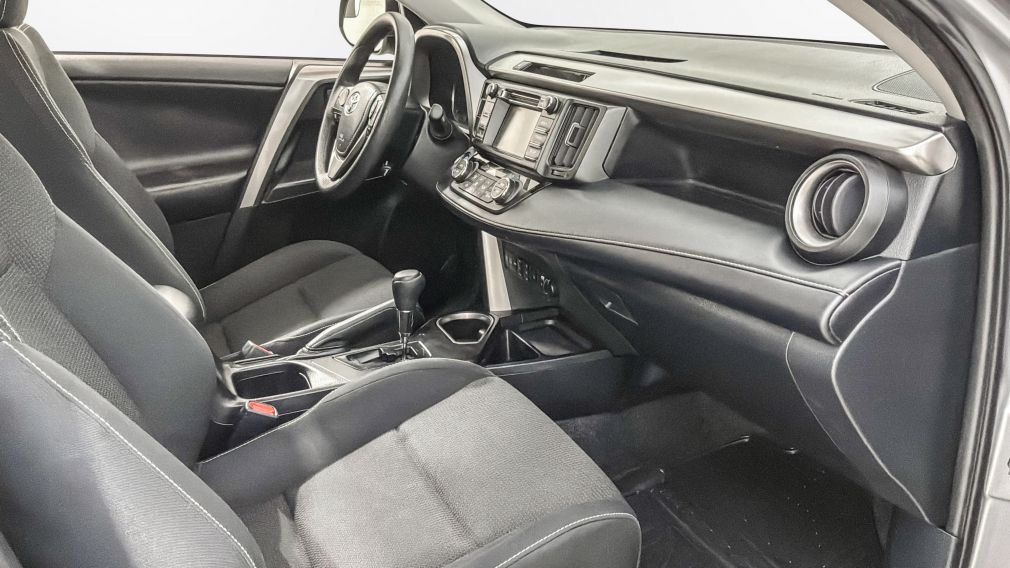 Toyota Rav 4 Hybrid LE+ 2018 d&rsquo;occasion à vendre - 29