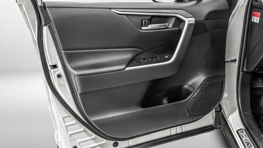 Toyota Rav 4 XLE 2022 d&rsquo;occasion à vendre - 23