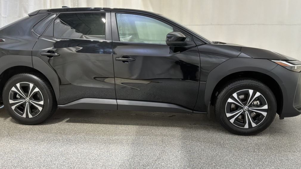 Toyota BZ4X XLE 2025 d&rsquo;occasion à vendre - 2