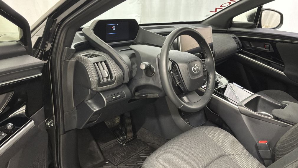 Toyota BZ4X XLE 2025 d&rsquo;occasion à vendre - 24