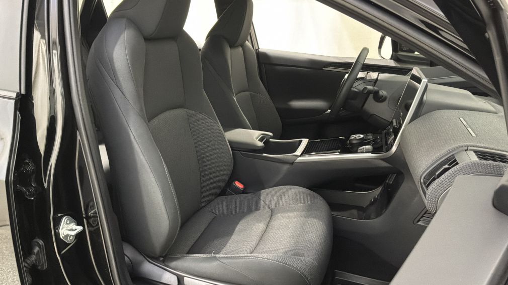 Toyota BZ4X XLE 2025 d&rsquo;occasion à vendre - 28