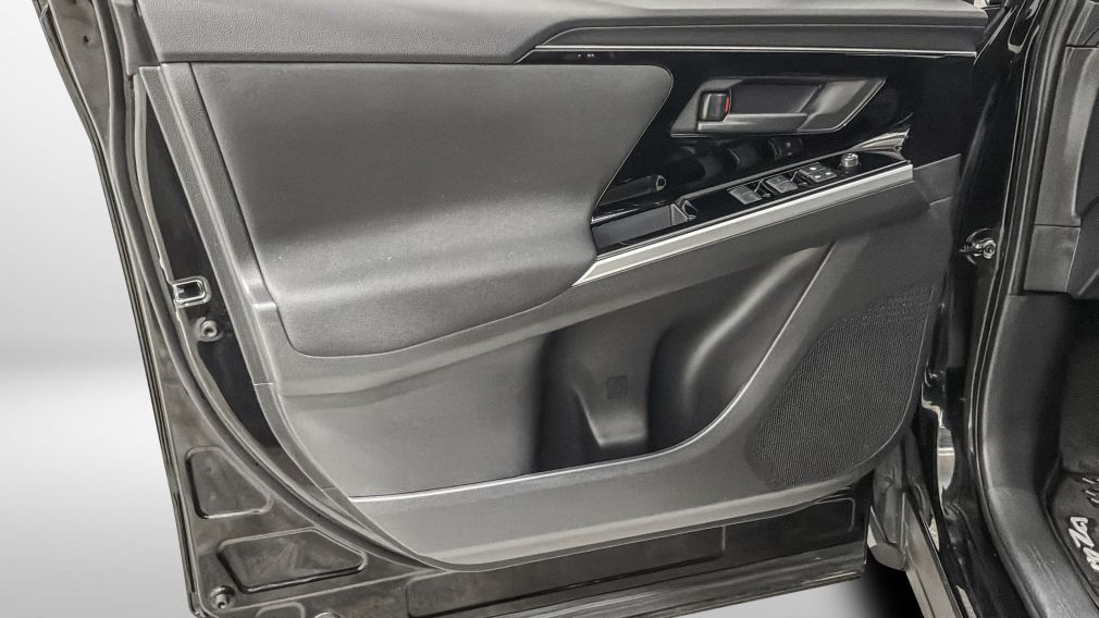 Toyota BZ4X XLE 2025 d&rsquo;occasion à vendre - 22