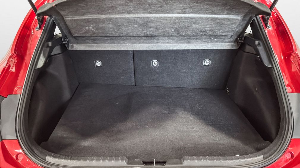 Toyota GR Corolla Core 2024 d&rsquo;occasion à vendre - 12