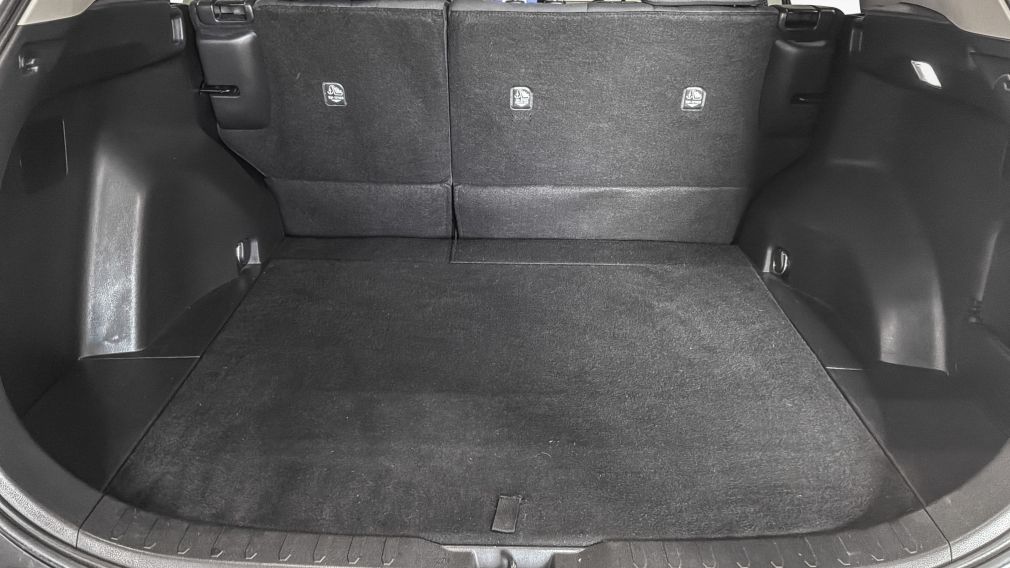 Toyota Rav 4 LE 2023 d&rsquo;occasion à vendre - 13