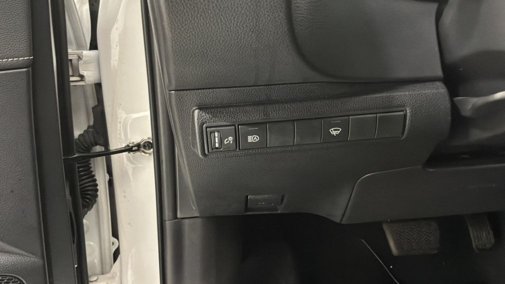 Toyota Corolla CVT 2023 d&rsquo;occasion à vendre - 21