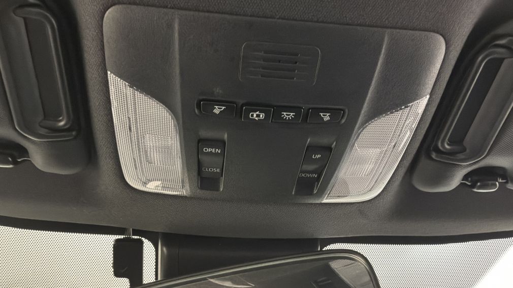 Toyota Corolla SE 2020 d&rsquo;occasion à vendre - 19