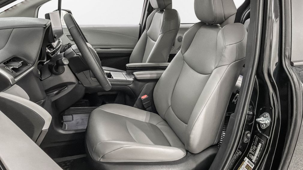 Toyota Sienna XLE 2025 d&rsquo;occasion à vendre - 24