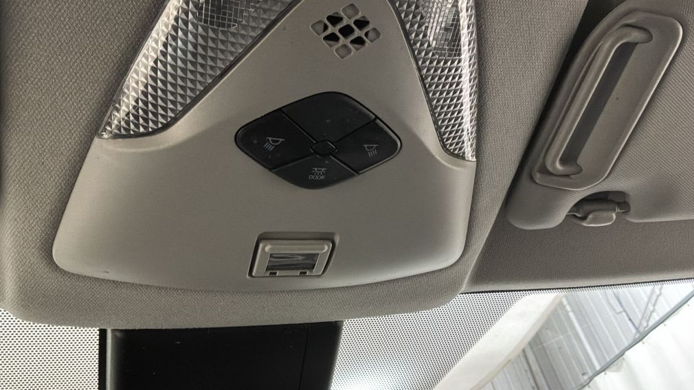 Toyota C-HR Limited 2021 d&rsquo;occasion à vendre - 18