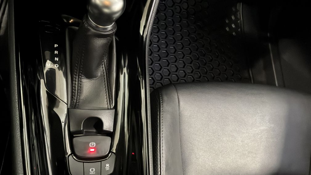 Toyota C-HR Limited 2021 d&rsquo;occasion à vendre - 17