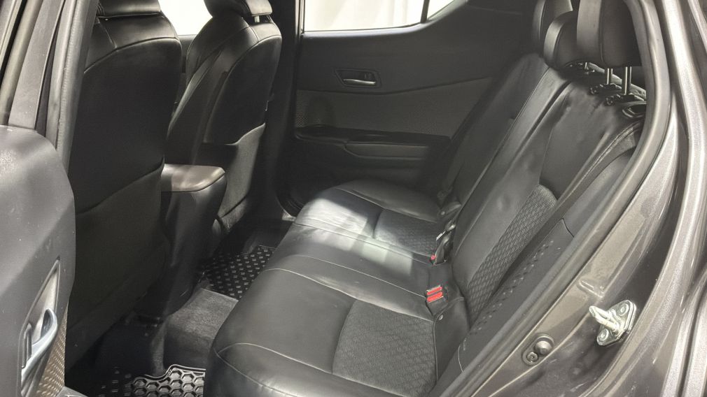 Toyota C-HR Limited 2021 d&rsquo;occasion à vendre - 23