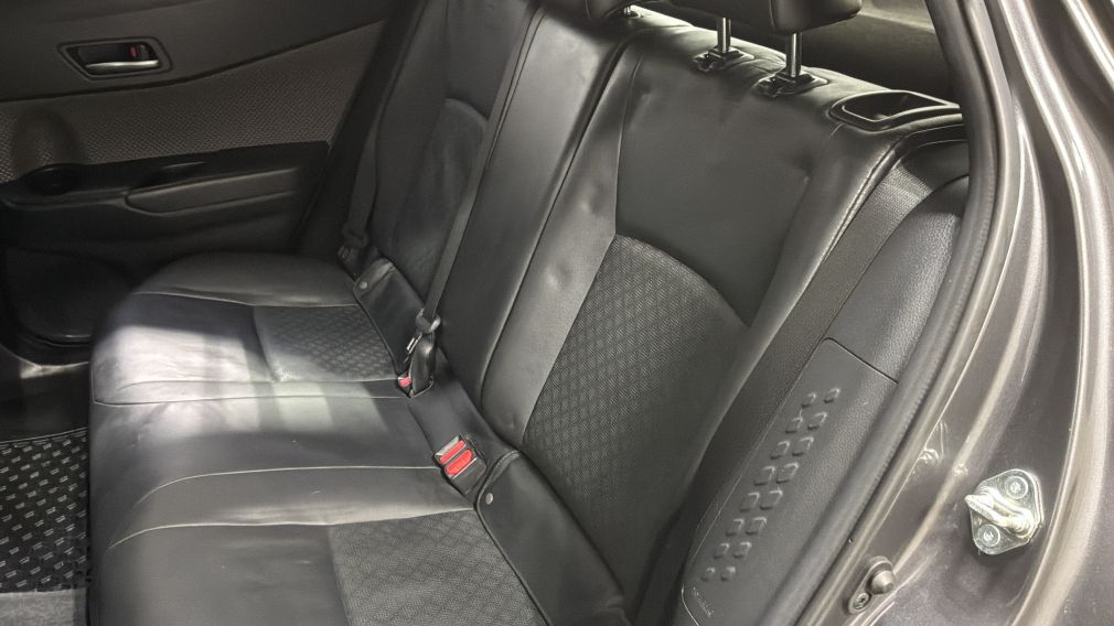 Toyota C-HR Limited 2021 d&rsquo;occasion à vendre - 22
