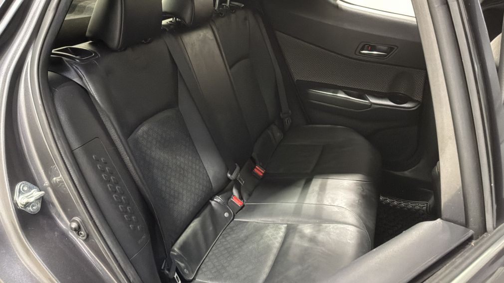 Toyota C-HR Limited 2021 d&rsquo;occasion à vendre - 24