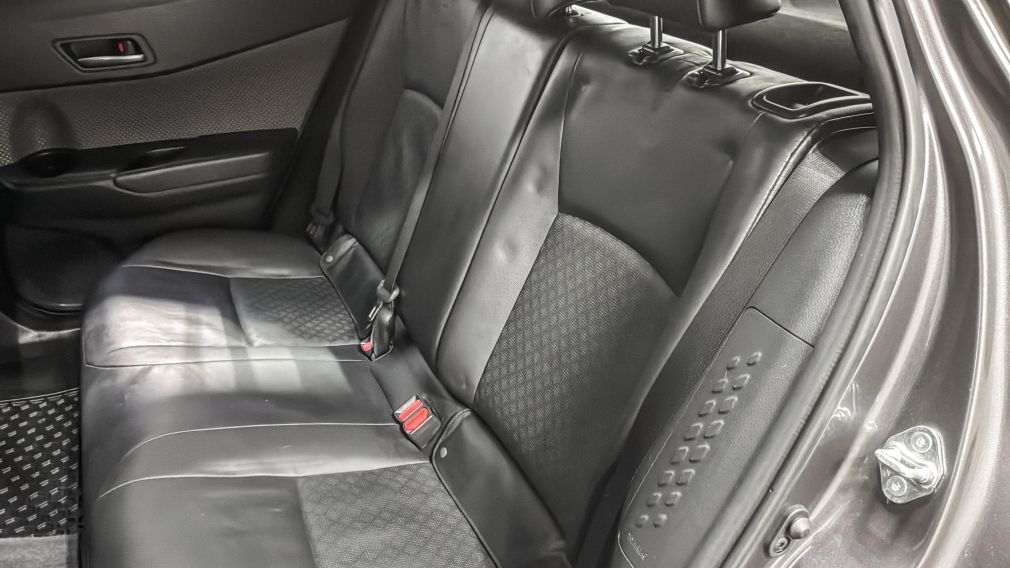 Toyota C-HR Limited 2021 d&rsquo;occasion à vendre - 22