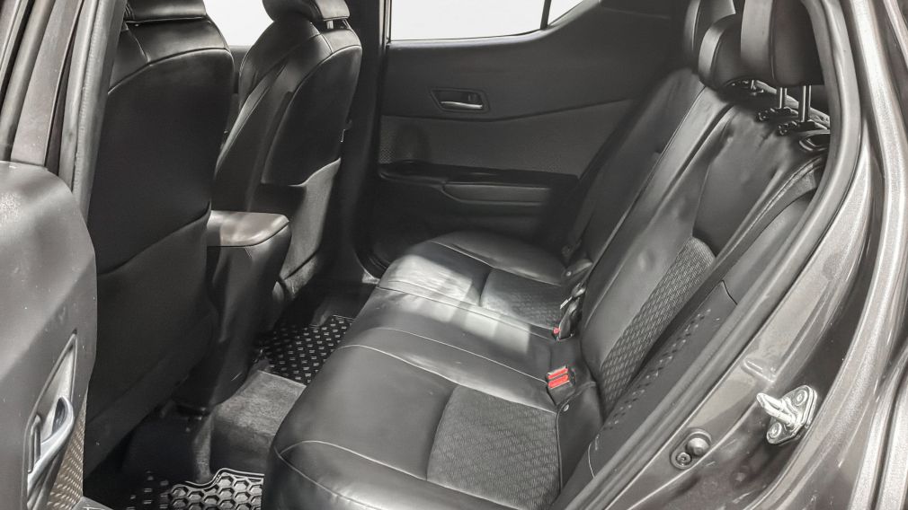 Toyota C-HR Limited 2021 d&rsquo;occasion à vendre - 23