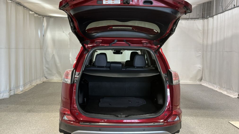 Toyota Rav 4 Limited 2018 d&rsquo;occasion à vendre - 13