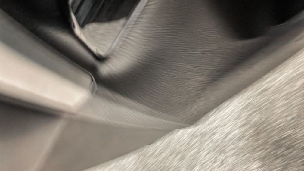 Toyota Rav 4 Limited 2018 d&rsquo;occasion à vendre - 13