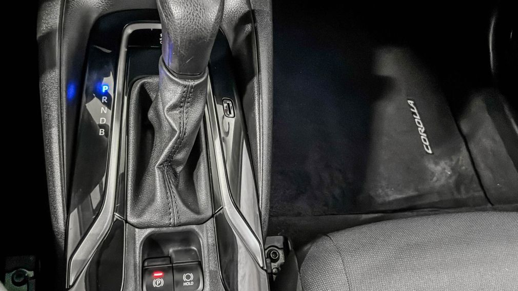 Toyota Corolla LE 2021 d&rsquo;occasion à vendre - 18