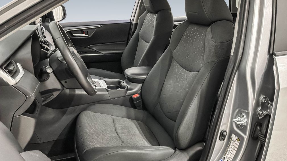 Toyota Rav 4 XLE 2021 d&rsquo;occasion à vendre - 24