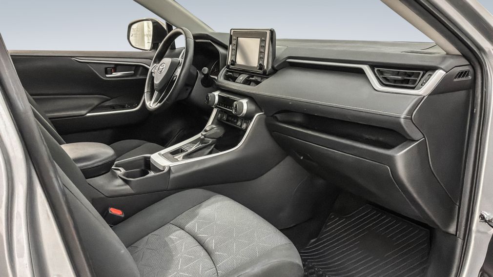 Toyota Rav 4 XLE 2021 d&rsquo;occasion à vendre - 30