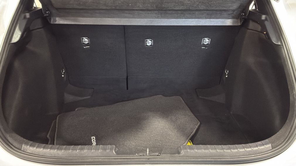 Toyota Corolla CVT 2022 d&rsquo;occasion à vendre - 32