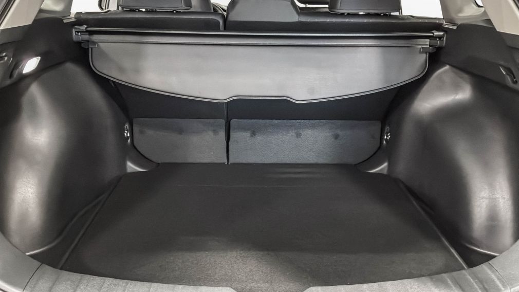 Toyota Corolla LE 2026 d&rsquo;occasion à vendre - 32