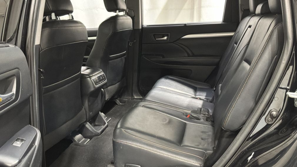 Toyota Highlander XLE 2019 d&rsquo;occasion à vendre - 27