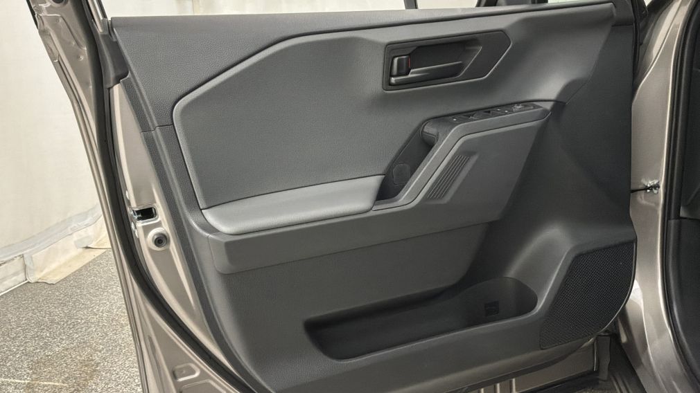 Toyota Rav 4 LE 2026 d&rsquo;occasion à vendre - 23