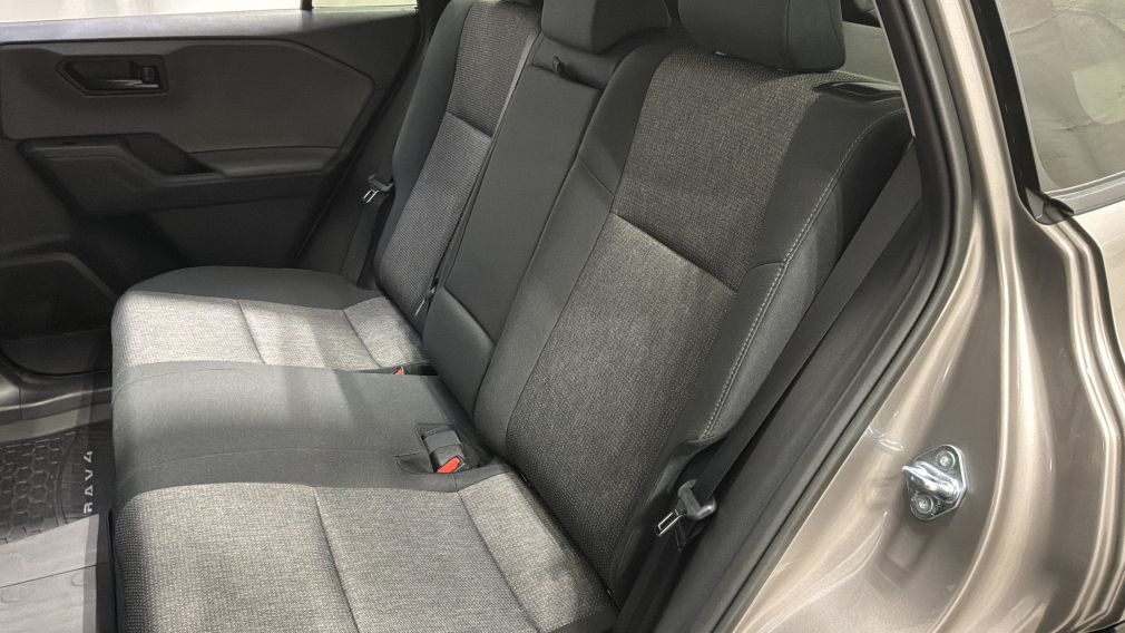 Toyota Rav 4 LE 2026 d&rsquo;occasion à vendre - 26