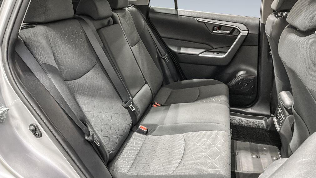 Toyota Rav 4 XLE 2021 d&rsquo;occasion à vendre - 29