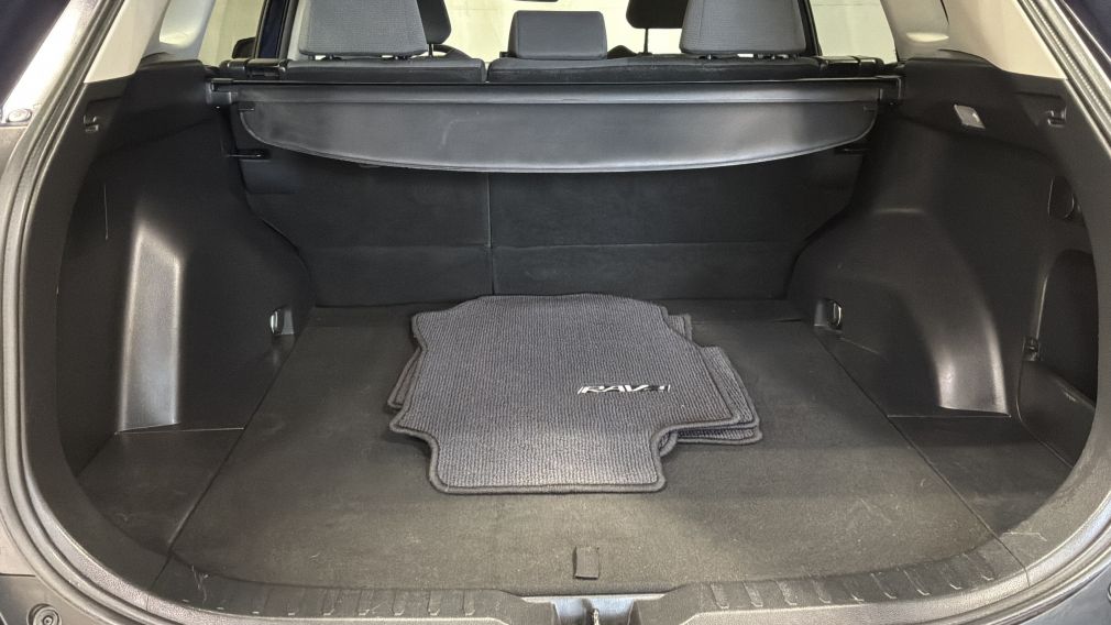 Toyota Rav 4 XLE 2021 d&rsquo;occasion à vendre - 12