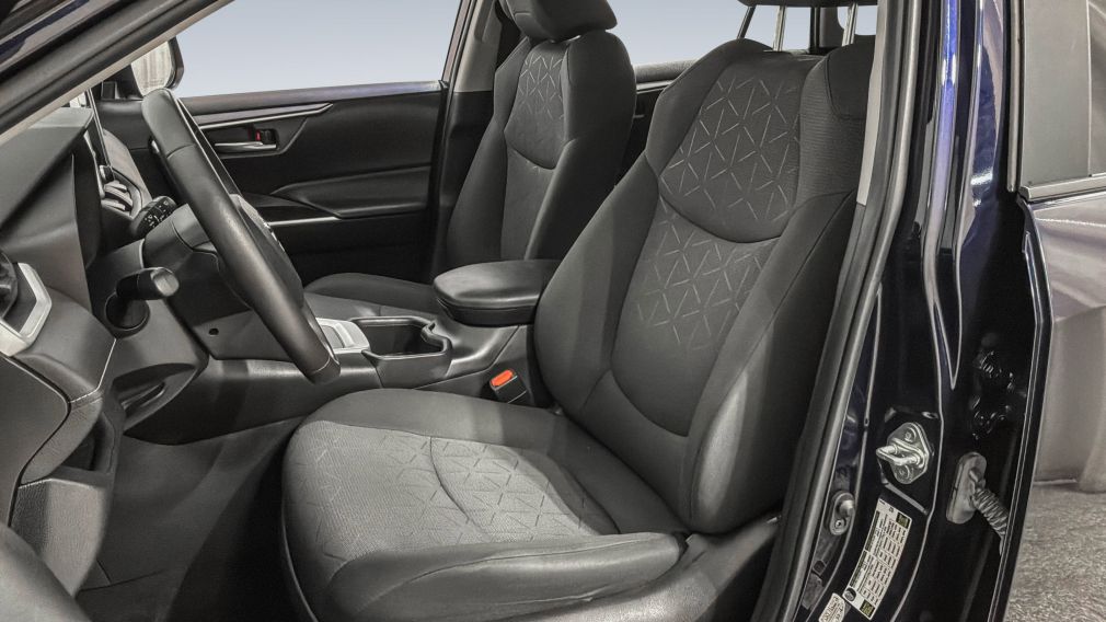 Toyota Rav 4 Hybrid XLE 2023 d&rsquo;occasion à vendre - 23