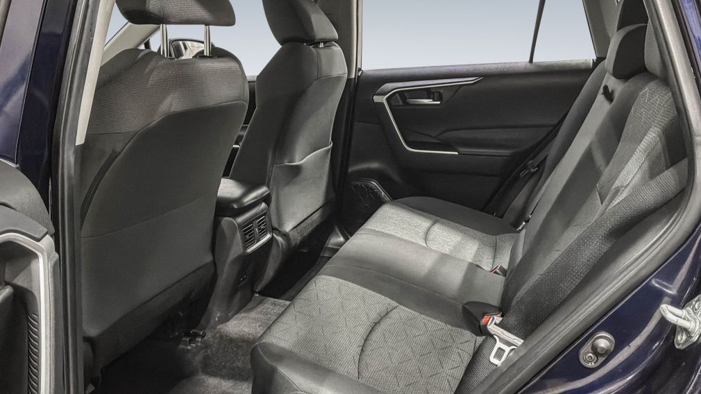 Toyota Rav 4 Hybrid XLE 2023 d&rsquo;occasion à vendre - 27