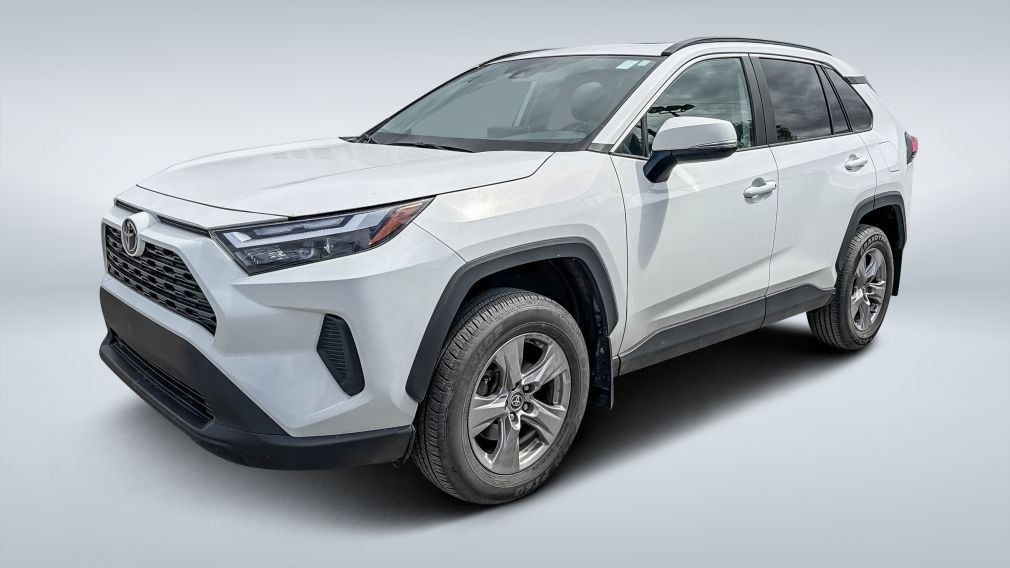 Toyota Rav 4 XLE 2023 d&rsquo;occasion à vendre - 3