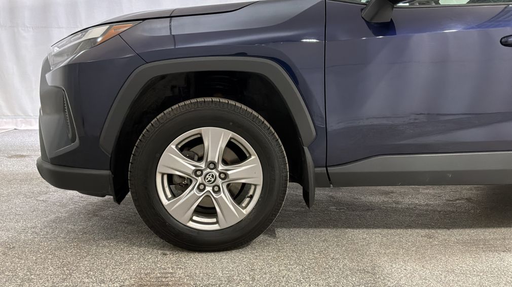 Toyota Rav 4 XLE 2023 d&rsquo;occasion à vendre - 9