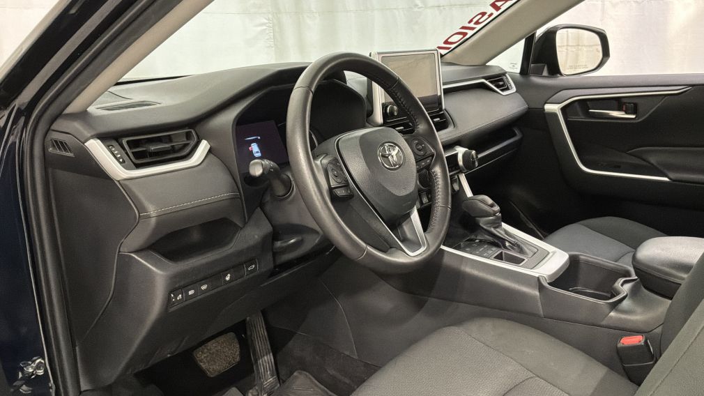 Toyota Rav 4 XLE 2023 d&rsquo;occasion à vendre - 24