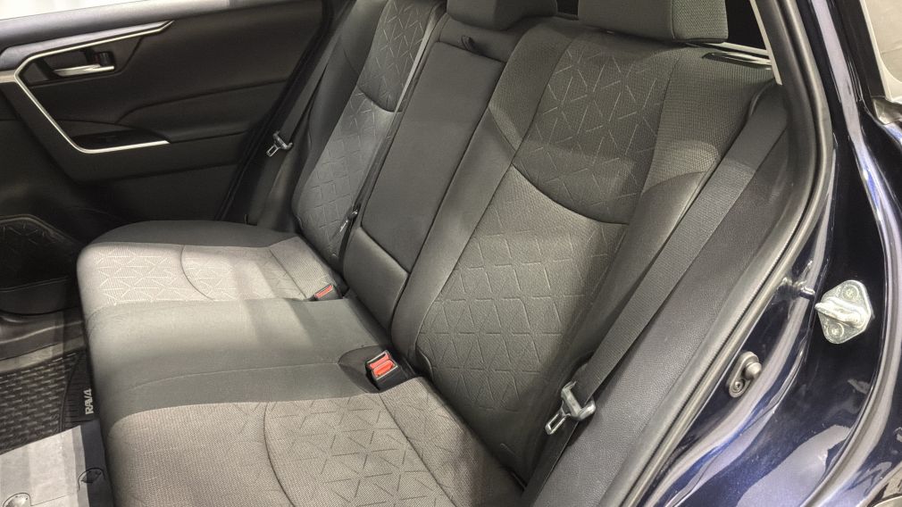 Toyota Rav 4 XLE 2023 d&rsquo;occasion à vendre - 25