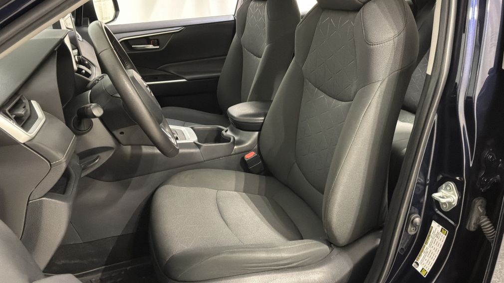 Toyota Rav 4 XLE 2023 d&rsquo;occasion à vendre - 23