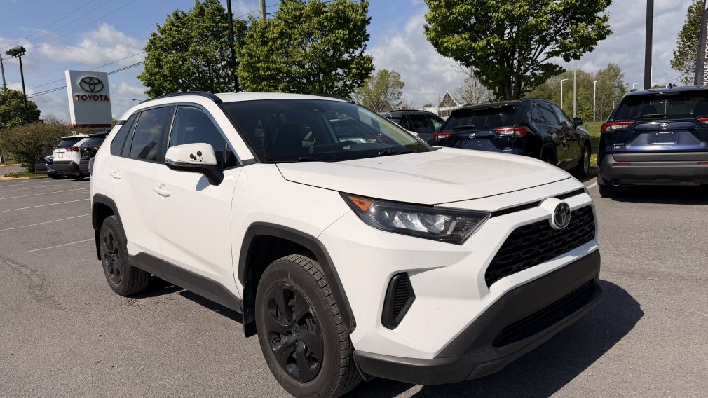 Toyota Rav 4 LE 2021 d&rsquo;occasion à vendre - 1