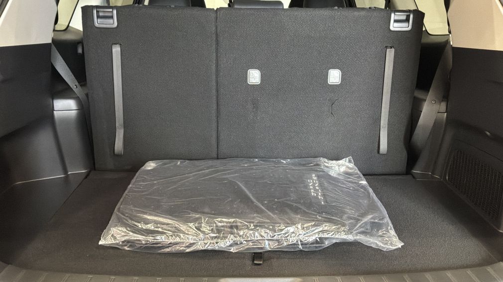 Toyota Grand Highlander XLE 2026 d&rsquo;occasion à vendre - 12