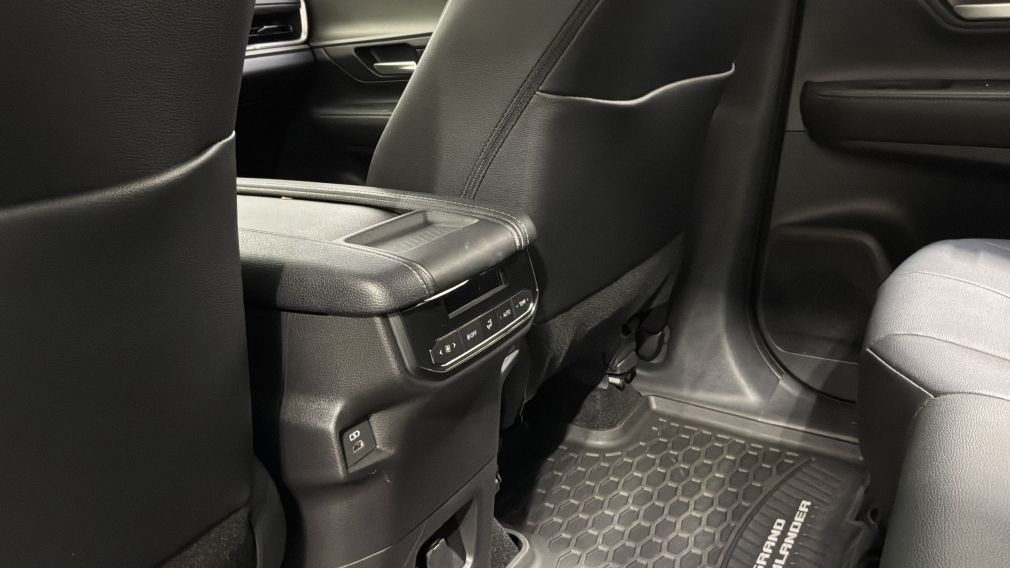 Toyota Grand Highlander XLE 2026 d&rsquo;occasion à vendre - 28