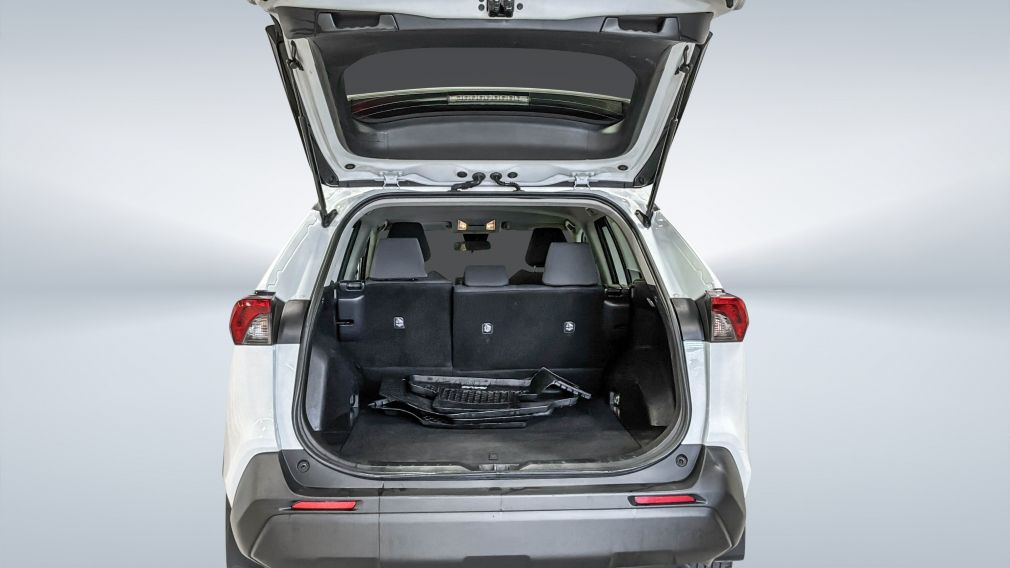Toyota Rav 4 LE 2019 d&rsquo;occasion à vendre - 13