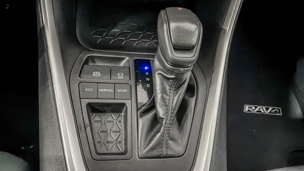 Toyota Rav 4 LE 2019 d&rsquo;occasion à vendre - 18