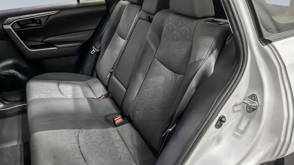 Toyota Rav 4 LE 2019 d&rsquo;occasion à vendre - 26