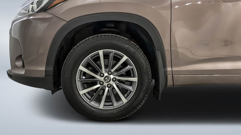 Toyota Highlander XLE 2018 d&rsquo;occasion à vendre - 8
