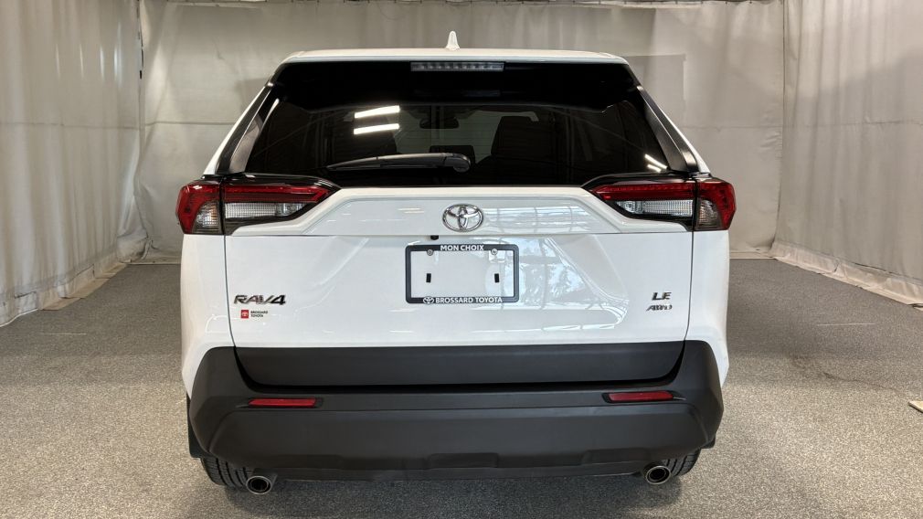 Toyota Rav 4 LE 2024 d&rsquo;occasion à vendre - 4